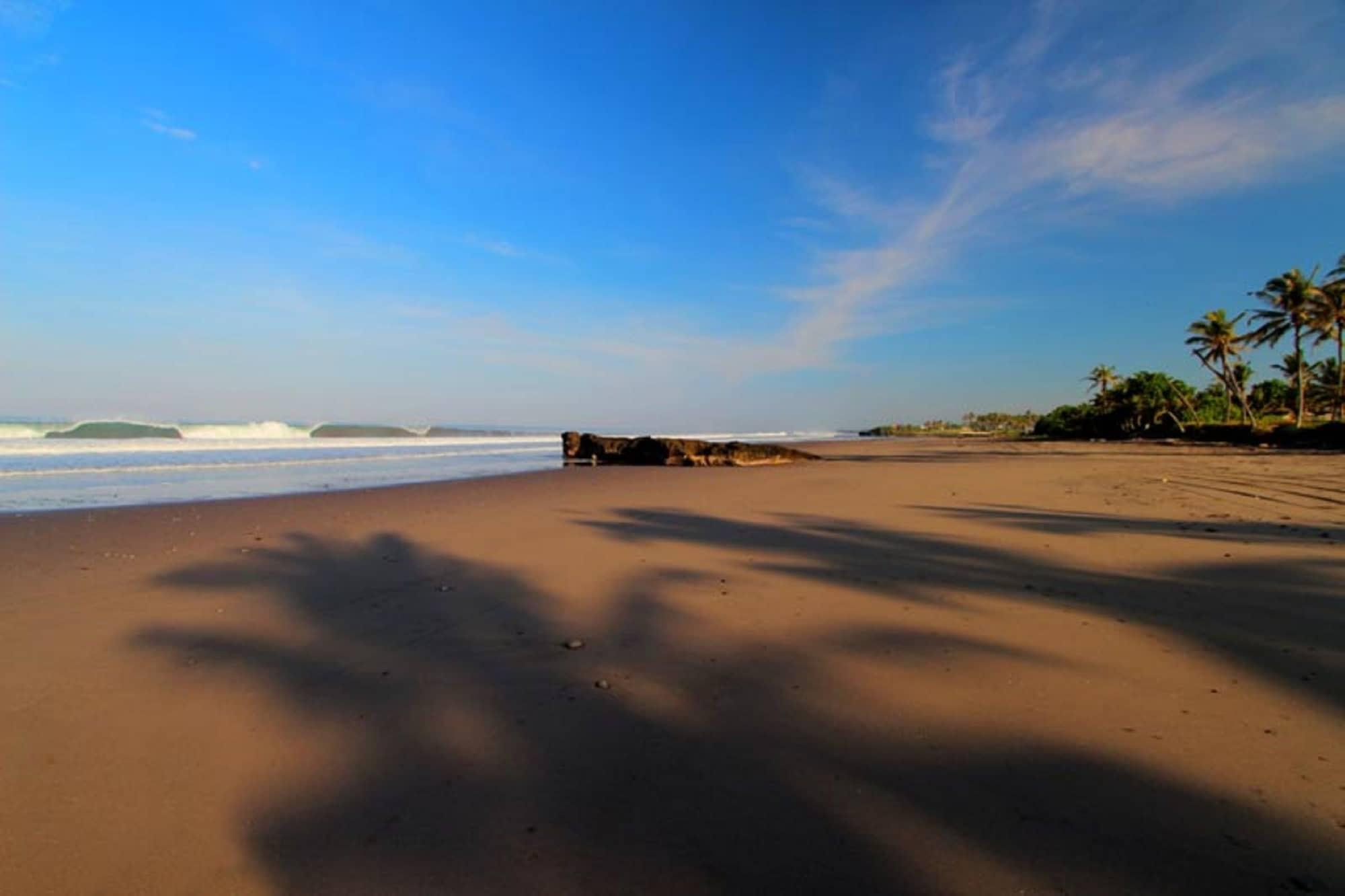 Amarta Beach Retreat By Nakula Selemadeg Buitenkant foto