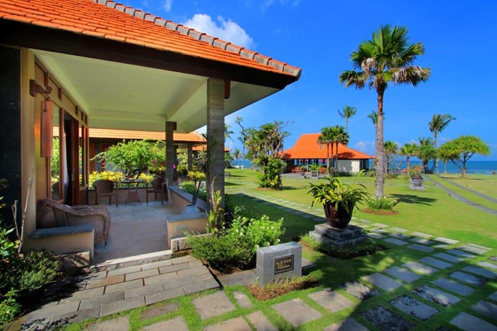 Amarta Beach Retreat By Nakula Selemadeg Buitenkant foto